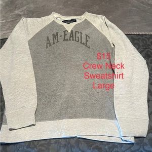 Men’s Large Crewneck. American Eagle.